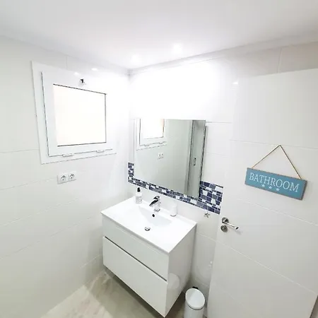 Vue Ocean, 2 Chambres Confortables, Plage En Face Apartment