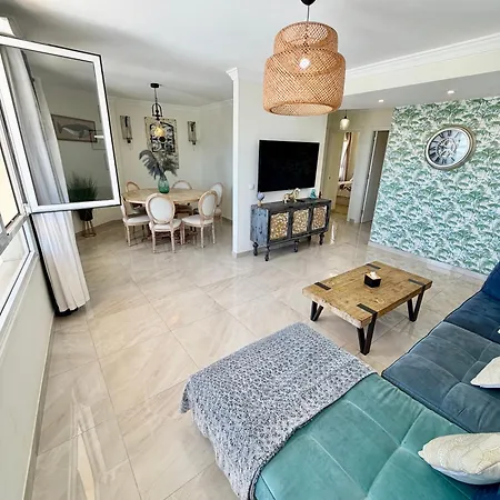 Vue Ocean, 2 Confortables, En Face